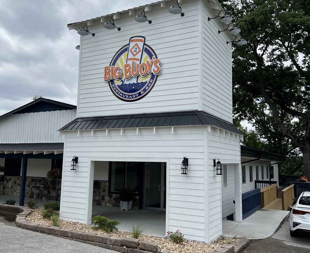Big Buoy's Restaurant & Bar