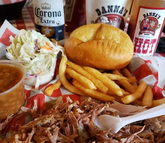 Danna's BBQ and Burger Shop