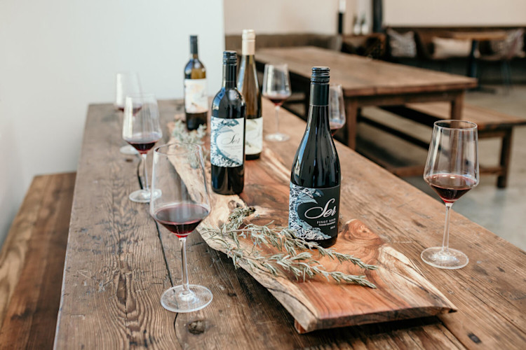 Ser Winery Tasting Room